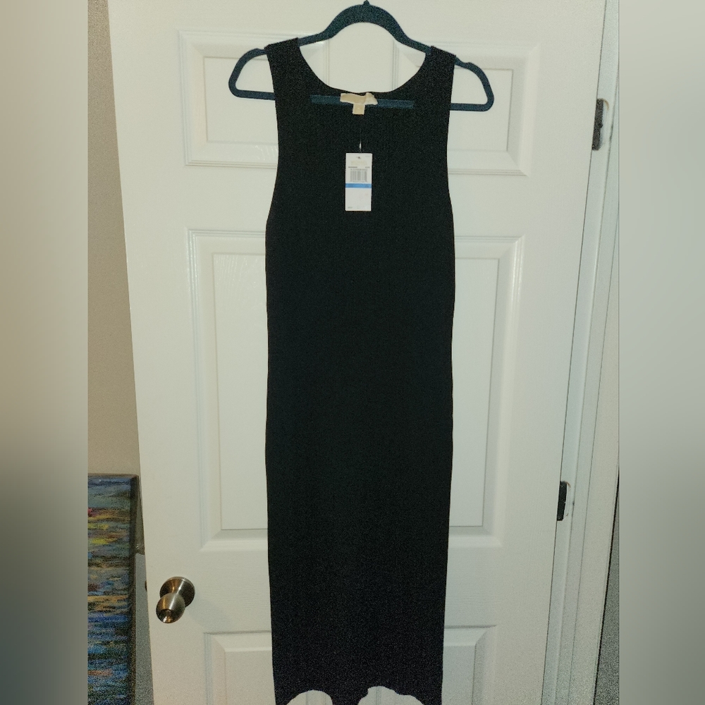 NWT Michael Kors sleek black midi heavy knit v-neck dress.